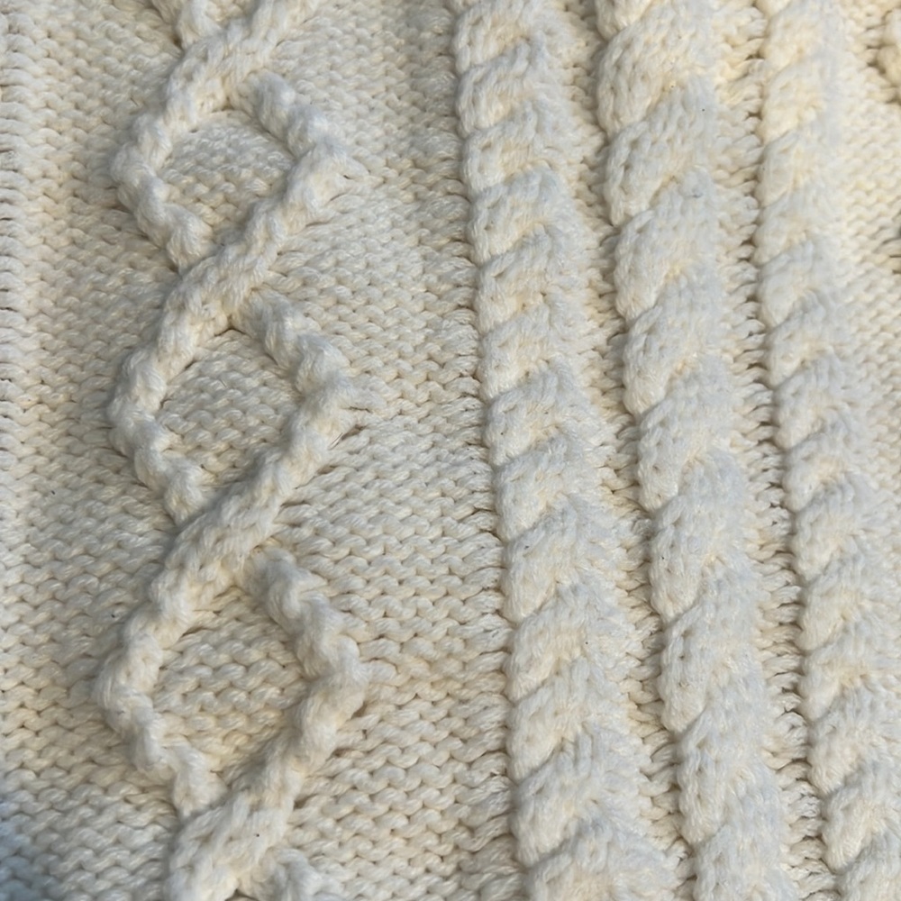 She Infinity Reversible Scarf - Picture 6 of 12